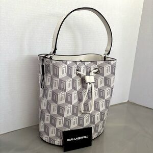Karl Lagerfeld Paris Adele Crossbody Bucket
**Missing the strap NWOT